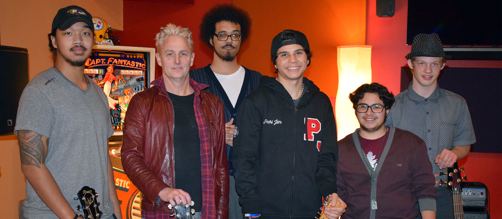 Pearl Jam - Students Collaborate with Mike McCready for New Song